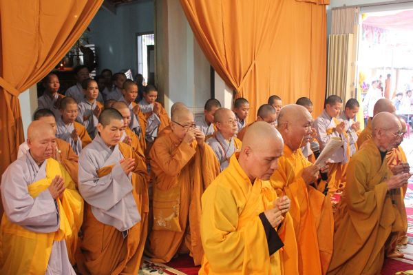 TV Sơn Thắng: Các phái đoàn viếng phần V
