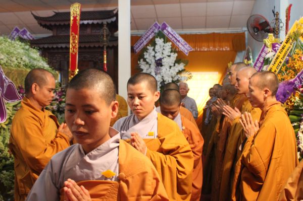 TV Sơn Thắng: Các phái đoàn viếng phần V
