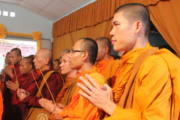 TV Sơn Thắng: Các phái đoàn viếng phần V