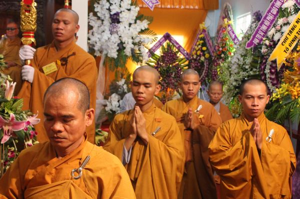 TV Sơn Thắng: Các phái đoàn viếng phần V