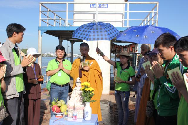 Làn Gió Ấm: Di Lặc du xuân mang yêu thương đến mọi miền