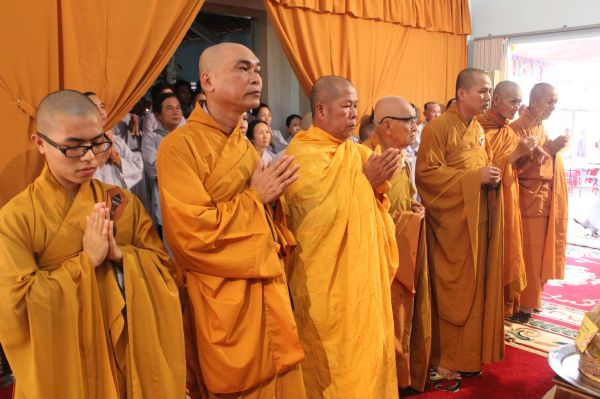 TV Sơn Thắng: Các phái đoàn viếng phần V