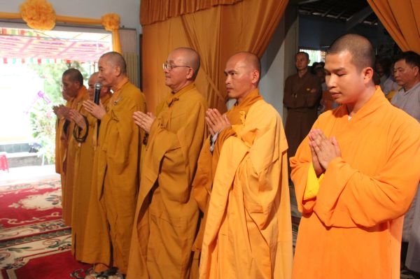 TV Sơn Thắng: Các phái đoàn viếng phần V