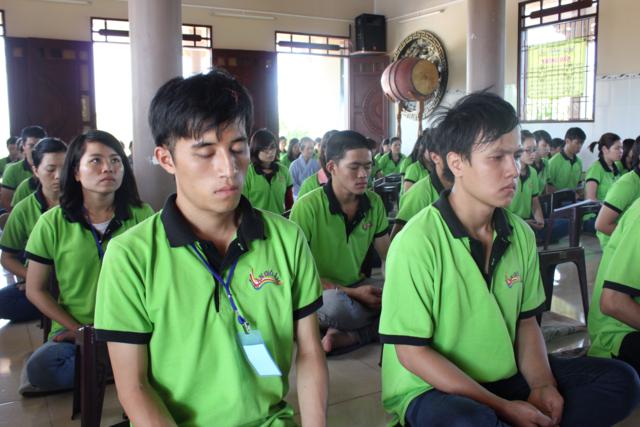 Làn Gió Ấm: Di Lặc du xuân mang yêu thương đến mọi miền