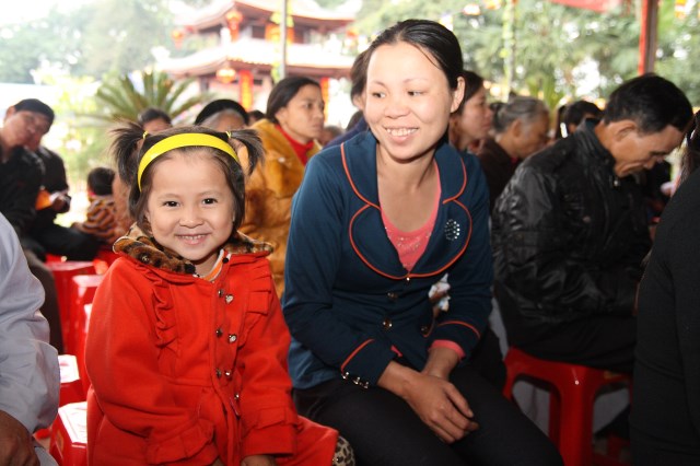 Hội từ thiện Đạo Phật Ngày Nay giúp đỡ người nghèo tại Hà Tĩnh