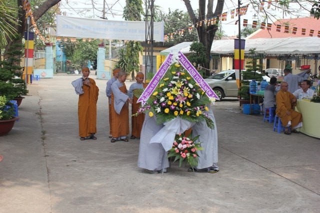 Chùm ảnh: Các phái đoàn viếng cố HT. Thích Huệ Hiền ngày 11/03/2013
