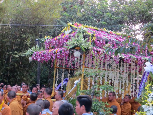 Vĩnh Long: Xúc động chùm ảnh lễ tiễn đưa HT. Thích Đắc Pháp về cõi Phật