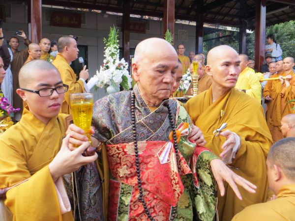 Vĩnh Long: Xúc động chùm ảnh lễ tiễn đưa HT. Thích Đắc Pháp về cõi Phật