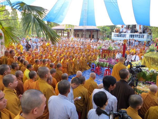 Vĩnh Long: Xúc động chùm ảnh lễ tiễn đưa HT. Thích Đắc Pháp về cõi Phật