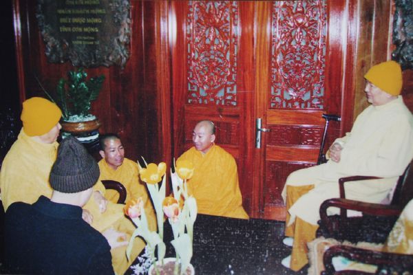 Vĩnh Long: Rước di ảnh về Tổ đình TV Thường Chiếu sám hối Hòa thượng Tôn sư