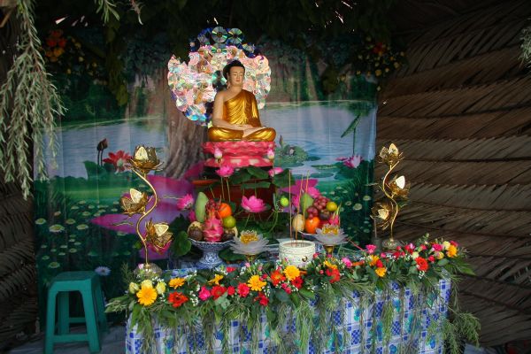 TP.HCM: Đêm hoa đăng mừng Thánh đạo