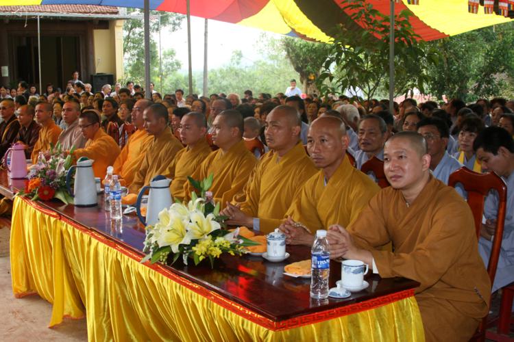 Hà Tĩnh: Lễ tạ đàn Dược Sư, khánh thành giai đoạn 1 điện Hoàng hậu và Tổ đường chùa Am