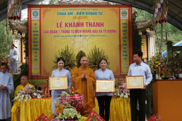 Hà Tĩnh: Lễ tạ đàn Dược Sư, khánh thành giai đoạn 1 điện Hoàng hậu và Tổ đường chùa Am