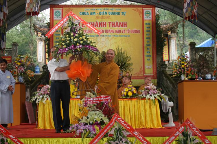 Hà Tĩnh: Lễ tạ đàn Dược Sư, khánh thành giai đoạn 1 điện Hoàng hậu và Tổ đường chùa Am