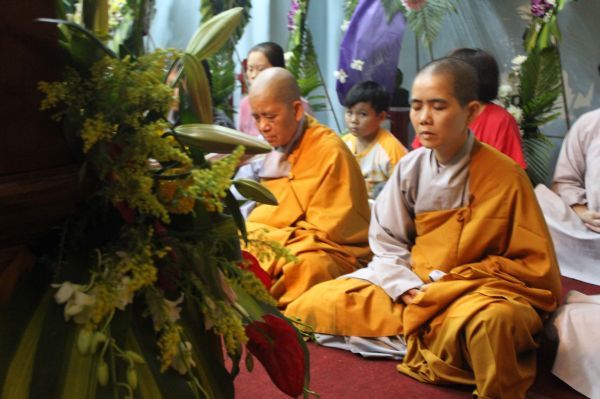 Vinh Long: Thiền tọa bên kim quan nhục thân Thầy