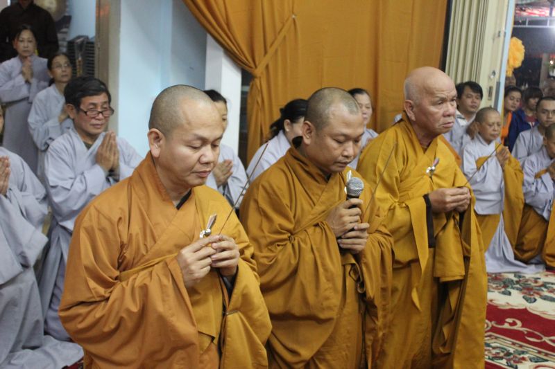 Chùm ảnh những phái đoàn phúng viếng ngày lễ tang đầu tiên của cố Trưởng lão HT. Thích Đắc Pháp – Phần I