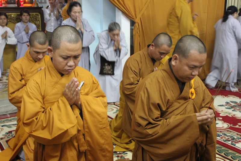 Chùm ảnh những phái đoàn phúng viếng ngày lễ tang đầu tiên của cố Trưởng lão HT. Thích Đắc Pháp – Phần I