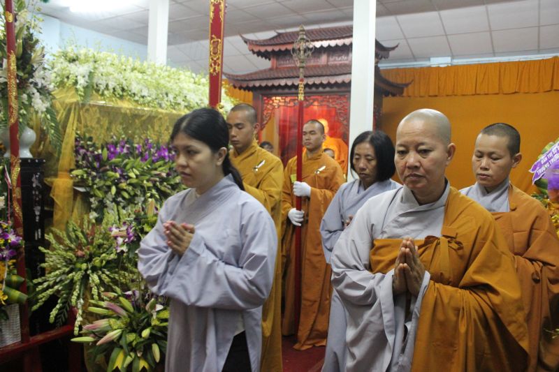 Chùm ảnh những phái đoàn phúng viếng ngày lễ tang đầu tiên của cố Trưởng lão HT. Thích Đắc Pháp – Phần I