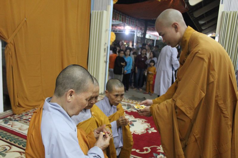 Chùm ảnh những phái đoàn phúng viếng ngày lễ tang đầu tiên của cố Trưởng lão HT. Thích Đắc Pháp – Phần I