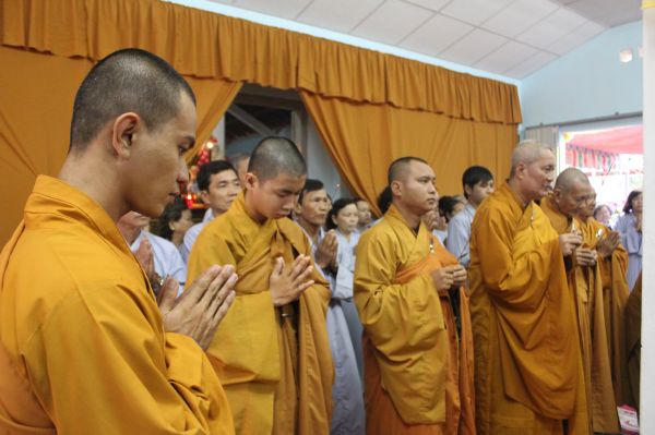 Vĩnh Long: Tang lễ ngày thứ hai của cố HT. Thích Đắc Pháp - Phần II