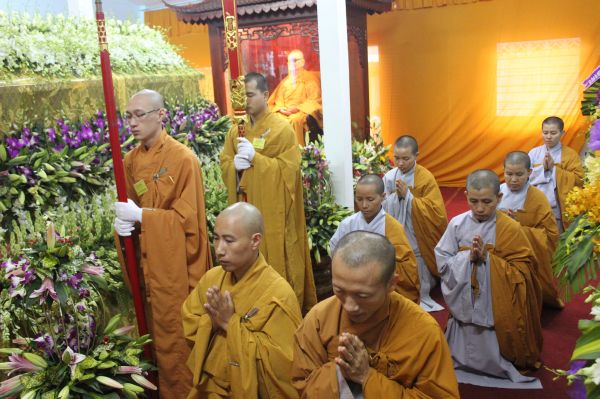 Vĩnh Long: Tang lễ ngày thứ hai của cố HT. Thích Đắc Pháp - Phần II