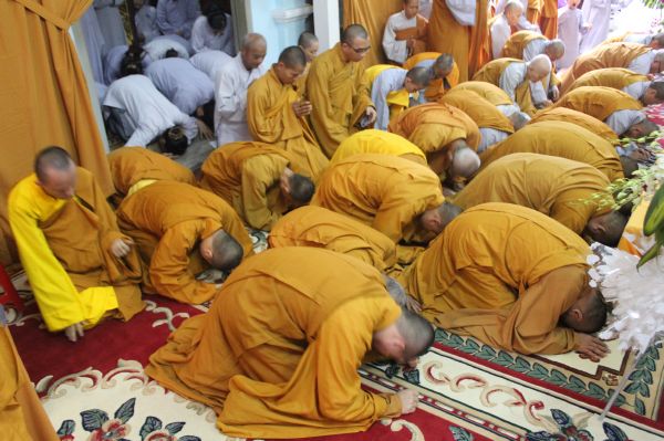Vĩnh Long: Tang lễ ngày thứ hai của cố HT. Thích Đắc Pháp - Phần II