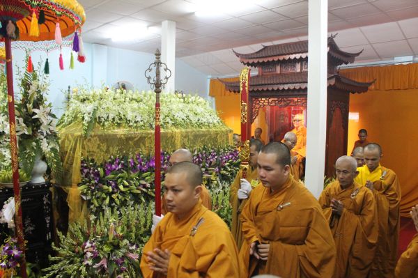 Vĩnh Long: Tang lễ ngày thứ hai của cố HT. Thích Đắc Pháp - Phần II