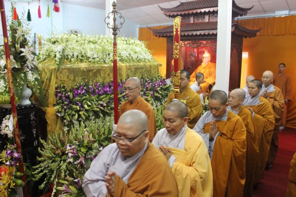 Vĩnh Long: Tang lễ ngày thứ hai của cố HT. Thích Đắc Pháp - Phần II