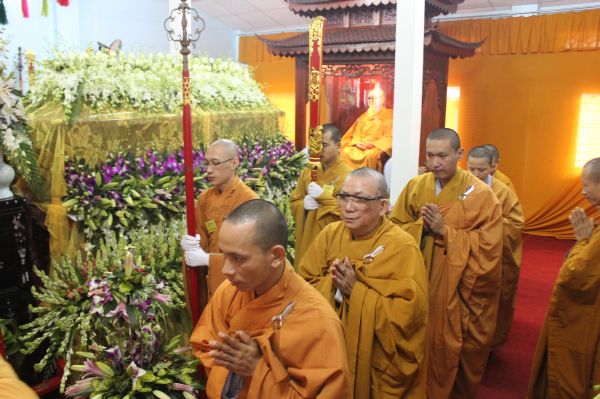 Vĩnh Long: Tang lễ ngày thứ hai của cố HT. Thích Đắc Pháp - Phần II