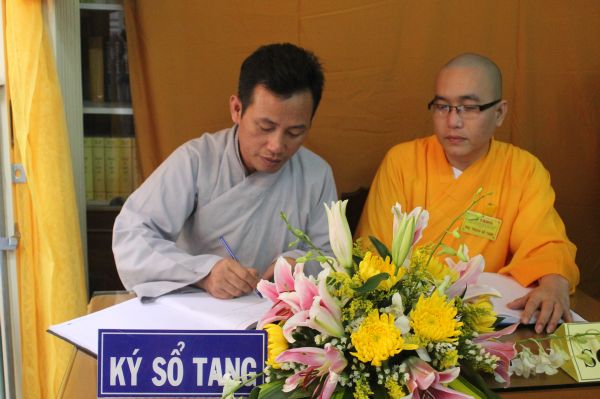 Vĩnh Long: Tang lễ ngày thứ hai của cố HT. Thích Đắc Pháp - Phần II