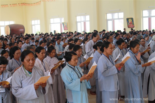 Nghệ An: ĐĐ. Thích Tuệ Minh thuyết giảng tại khóa tu An Lạc chùa Chí Linh