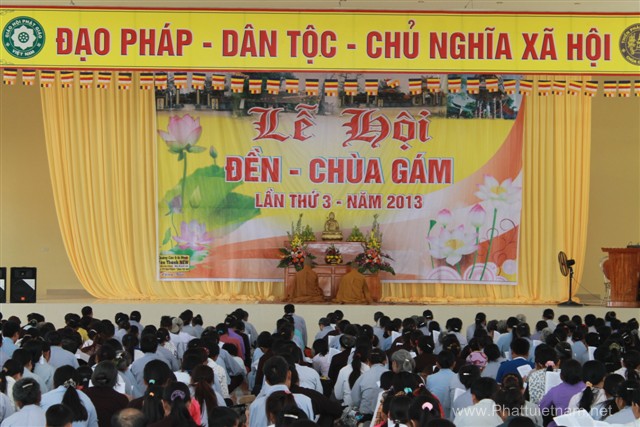 Nghệ An: ĐĐ. Thích Tuệ Minh thuyết giảng tại khóa tu An Lạc chùa Chí Linh