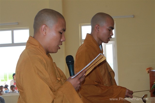 Nghệ An: ĐĐ. Thích Tuệ Minh thuyết giảng tại khóa tu An Lạc chùa Chí Linh