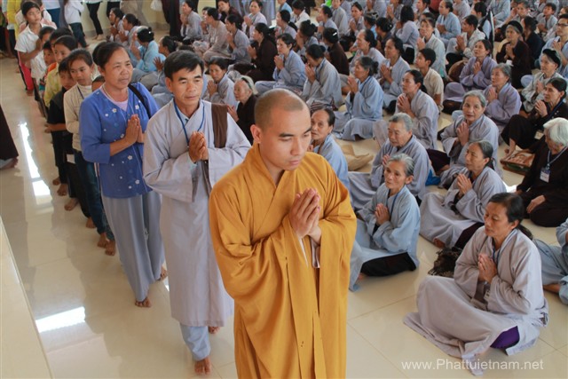 Nghệ An: ĐĐ. Thích Tuệ Minh thuyết giảng tại khóa tu An Lạc chùa Chí Linh