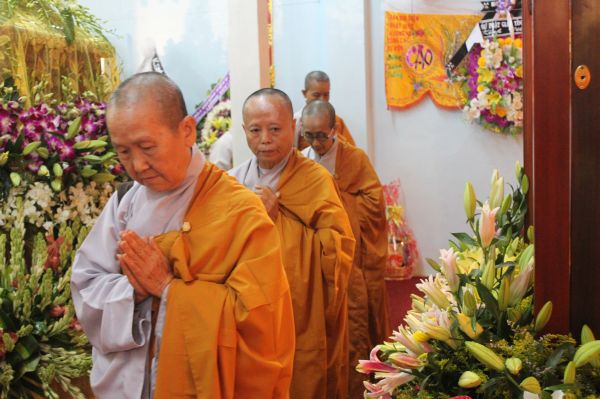 Vĩnh Long: Tang lễ ngày thứ hai của cố HT. Thích Đắc Pháp - Phần II