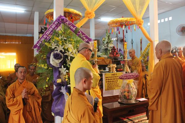 Vĩnh Long: Tang lễ ngày thứ hai của cố HT. Thích Đắc Pháp - Phần II
