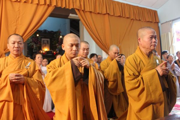 Vĩnh Long: Tang lễ ngày thứ hai của cố HT. Thích Đắc Pháp - Phần II