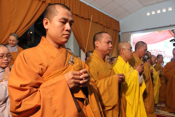 Vĩnh Long: Tang lễ ngày thứ hai của cố HT. Thích Đắc Pháp - Phần II