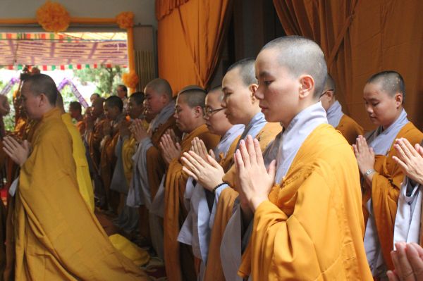 Vĩnh Long: Tang lễ ngày thứ hai của cố HT. Thích Đắc Pháp - Phần II