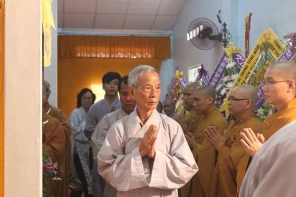 Vĩnh Long: Vì một bậc ân sư khả kính