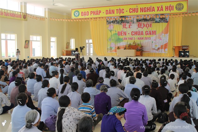 Nghệ An: ĐĐ. Thích Tuệ Minh thuyết giảng tại khóa tu An Lạc chùa Chí Linh