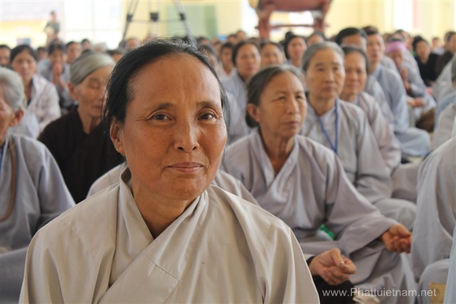 Nghệ An: ĐĐ. Thích Tuệ Minh thuyết giảng tại khóa tu An Lạc chùa Chí Linh