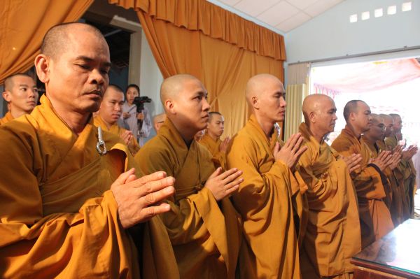 Vĩnh Long: Tang lễ ngày thứ hai của cố HT. Thích Đắc Pháp - Phần II