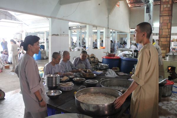 Vĩnh Long: Vì một bậc ân sư khả kính
