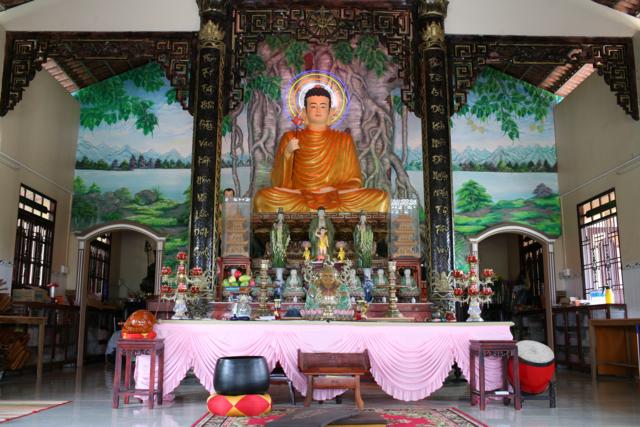 Long An: Chùa Khánh Ninh tổ chức khoá tu dành cho bệnh nhân ung bướu và khiếm thị