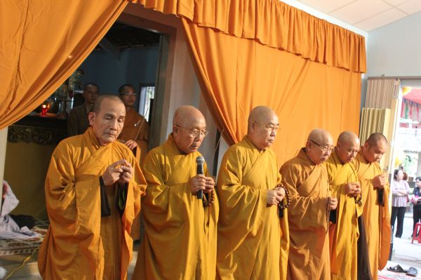 Vĩnh Long: Ban trị sự THPG TP.HCM viếng tang lễ cố HT. Thích Đắc Pháp