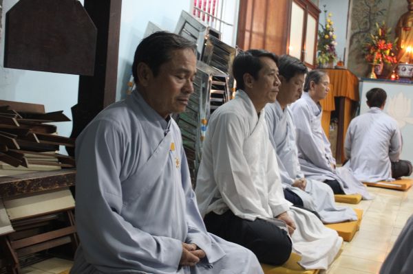 Vinh Long: Thiền tọa bên kim quan nhục thân Thầy