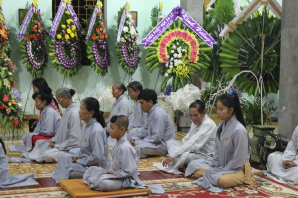 Vinh Long: Thiền tọa bên kim quan nhục thân Thầy