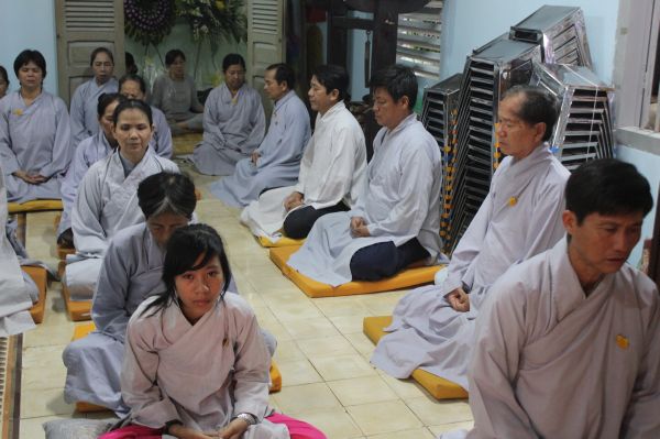Vinh Long: Thiền tọa bên kim quan nhục thân Thầy