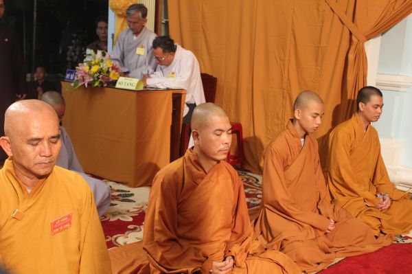 Vinh Long: Thiền tọa bên kim quan nhục thân Thầy